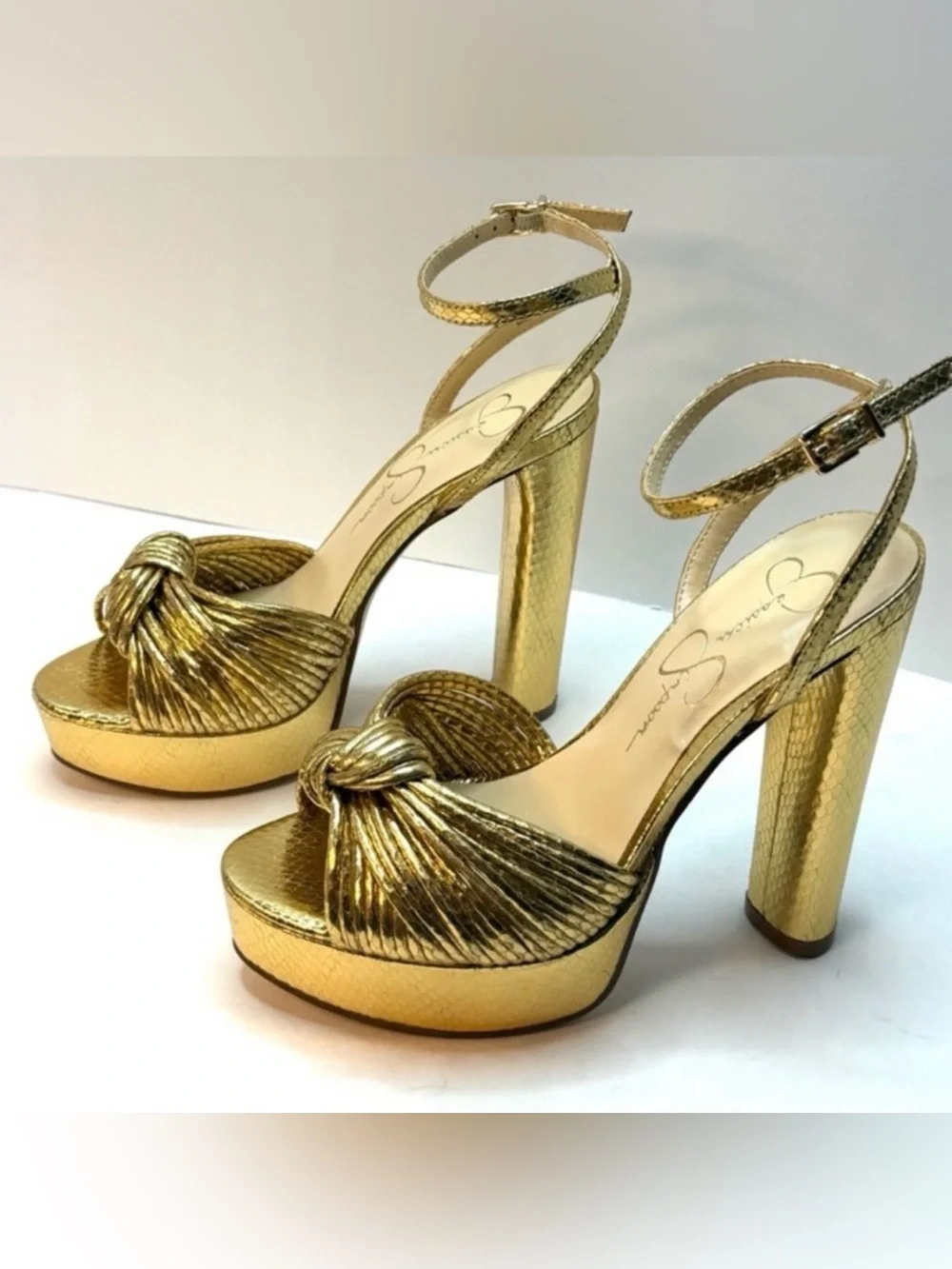 Jessica Simpson Women's Immie Platform Dress Sandals Gold Metallic 5.5